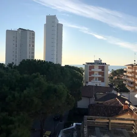 Apartment Wave Tower