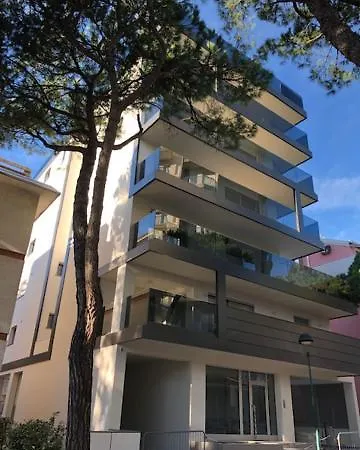 Wave Tower Apartmán *
